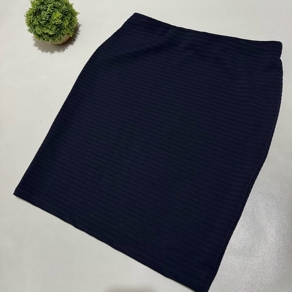 Roz & Ali NWOT Textured Stretch Baby Blue Pencil Skirt Size Large No Slit Modest - Picture 1 of 4
